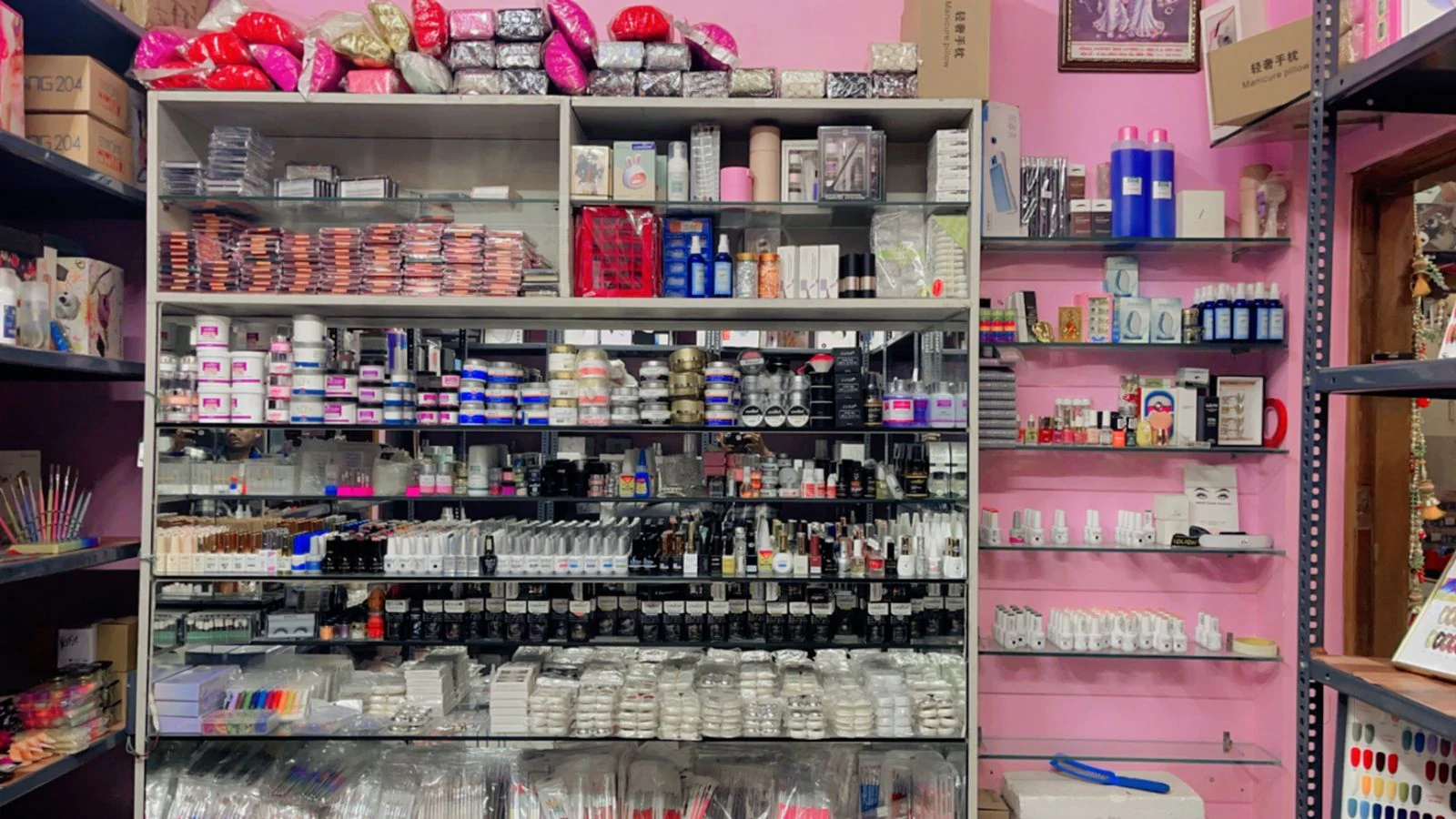 Nail Swag Pro wholesale nail products
